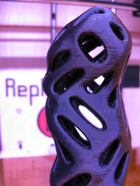 3D Printing Parametric Sculptures with MakerBot Replicator